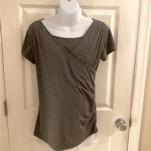 Gray Maternity and Nursing top | sz M